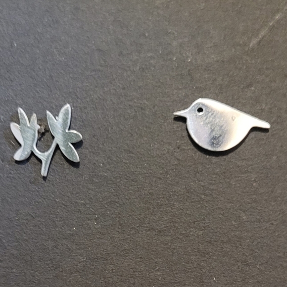 Set of cute bird and branch stainless steel stud push back earrings - Picture 4 of 4